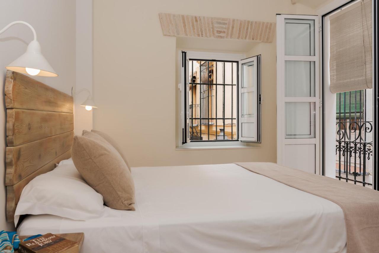 Hotel Boutique Elvira Plaza Севилья Экстерьер фото